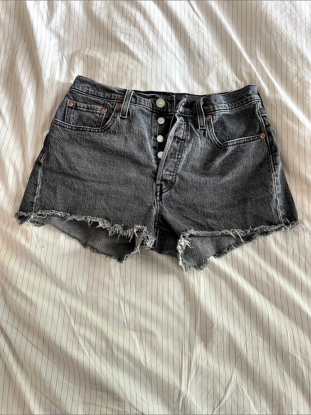 Levi's 501 Women's Gray Denim Jean Shorts W28